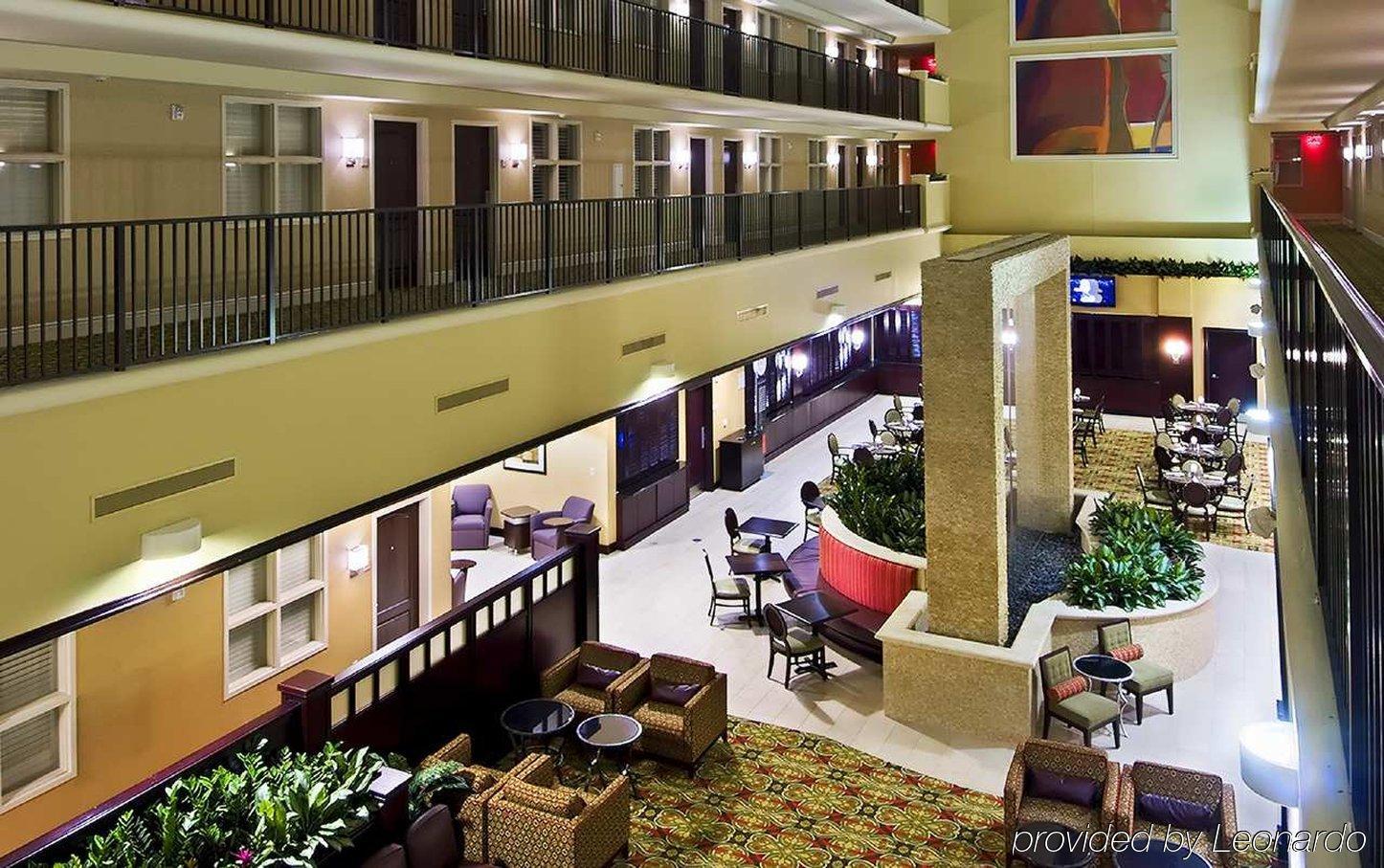 Embassy Suites By Hilton Tampa Brandon Heartland Экстерьер фото