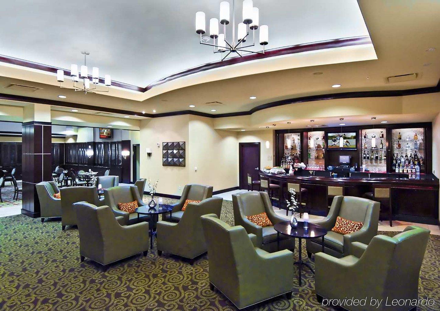 Embassy Suites By Hilton Tampa Brandon Heartland Ресторан фото