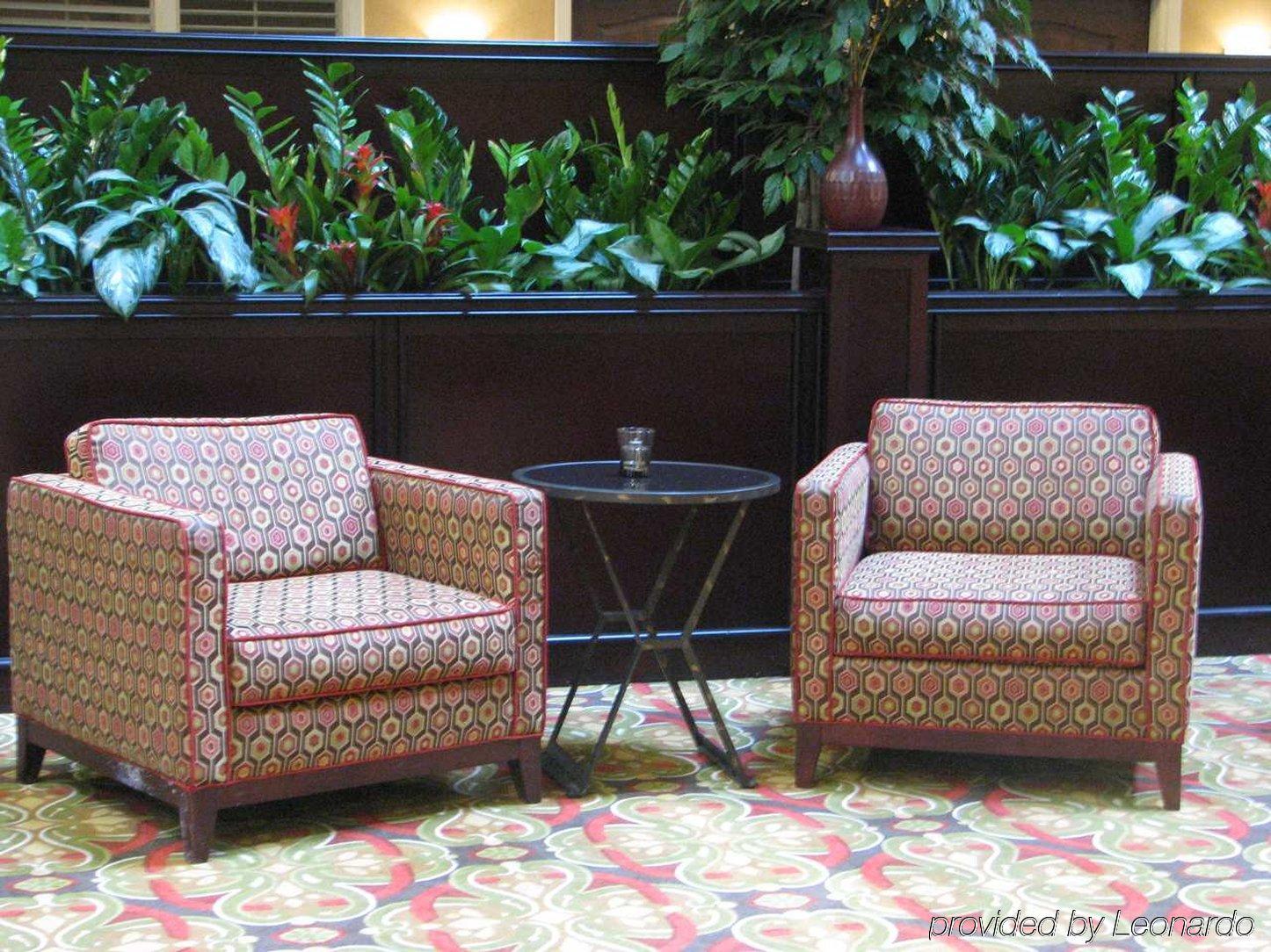 Embassy Suites By Hilton Tampa Brandon Heartland Интерьер фото